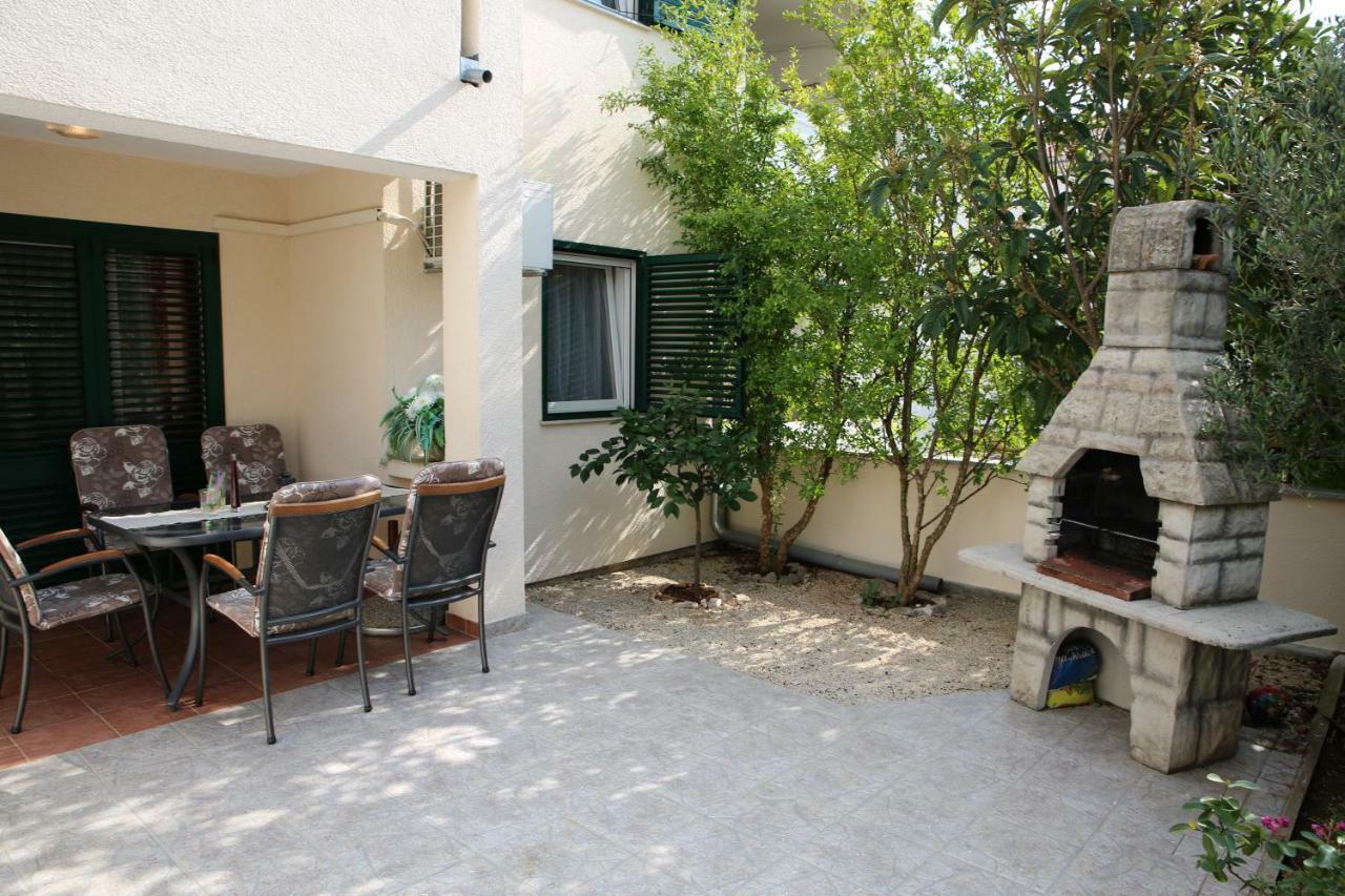 Apartman Alica Srima Βόντιτσε Εξωτερικό φωτογραφία