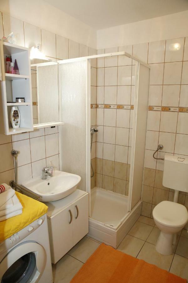 Apartman Alica Srima Βόντιτσε Εξωτερικό φωτογραφία