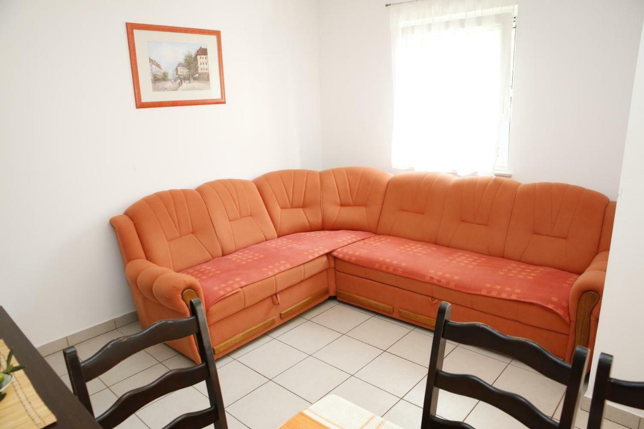 Apartman Alica Srima Βόντιτσε Εξωτερικό φωτογραφία