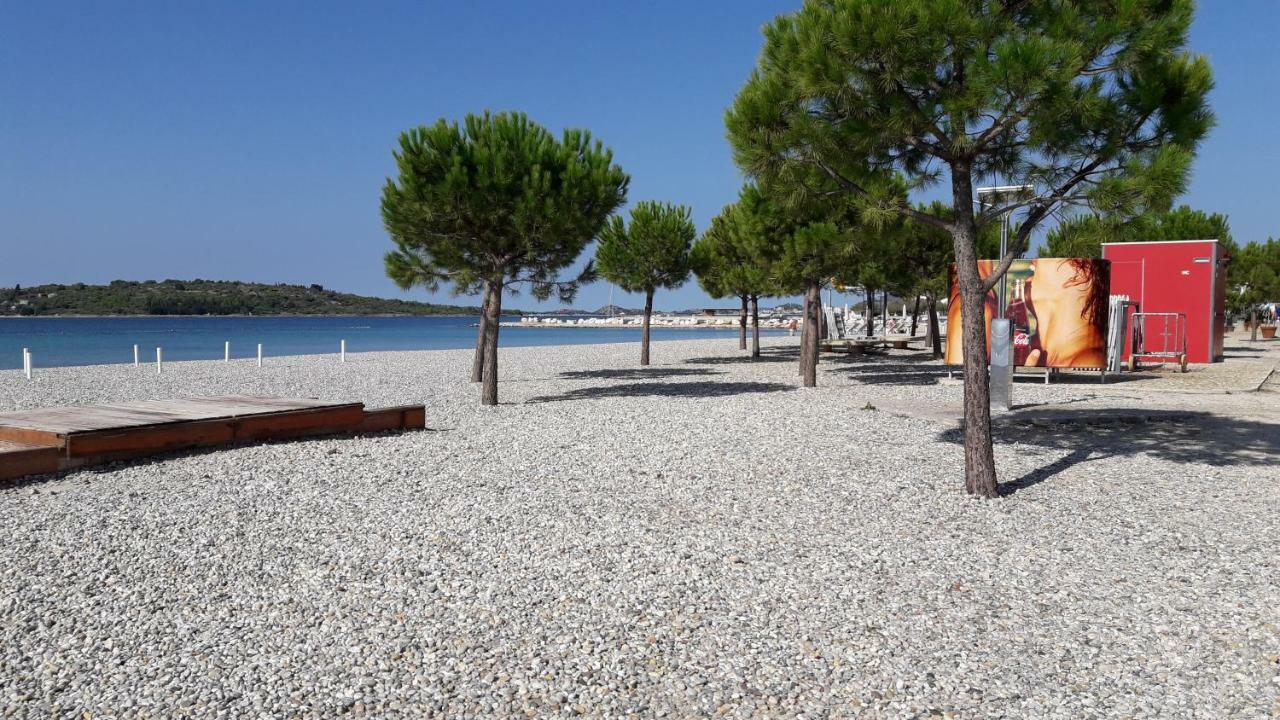 Apartman Alica Srima Βόντιτσε Εξωτερικό φωτογραφία