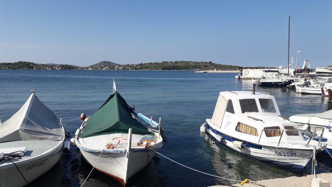 Apartman Alica Srima Βόντιτσε Εξωτερικό φωτογραφία
